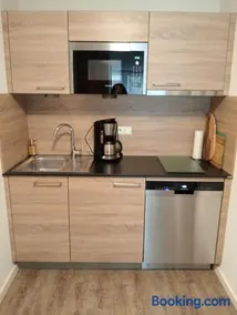 Maurers Schlierseetraum 6, Studio 455 mit 42 qm neu renoviert, Erdgeschoss mit eingezäunter Terrasse in ruhiger Lage am Kirchbichlweg 8 - Image 1