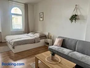 StayU Apartment - Image 1