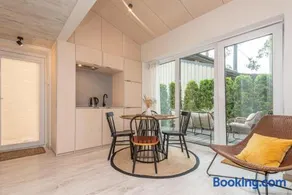 Stunning Seaside Haus 3 - Image 3