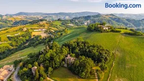 Rocchetta Cionini - a Castle overlooking the Motor Valley - Image 2