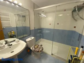 La Isla - Image 3