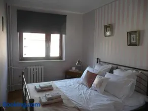 Cosy, Sunny Apartament 10 min to Old Town - Image 1