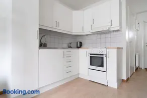 Cozy Studio for 4 Your Home Away from Home - Image 2