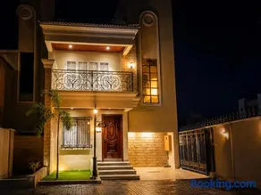Vista Cozy Nest 3BHK With Private Pool - Image 1