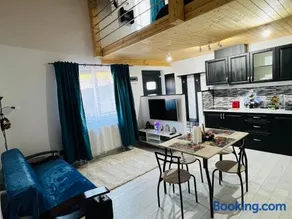 Reny's Studio Apartments -Hiperbara - Image 1