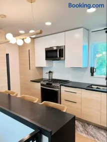 Entire Home near SLC. Family Friendly & King Suite - Image 1