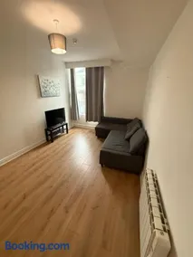 Five Star Property - Image 5