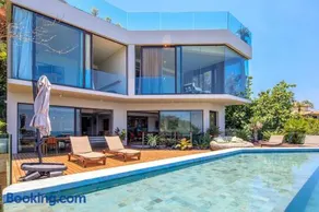Rio017 - Beautiful villa with an ocean view in Joá - Image 1