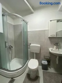 Sunset Apartment - Image 3