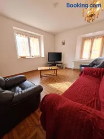 Appartement accueillant à Rosureux 70 m² avec jardin partagé - Image 2