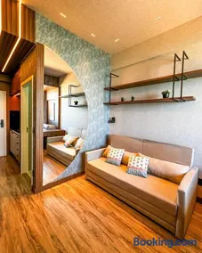 Studio Moderno e Completo - Image 2