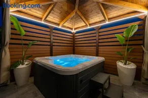Villa Giota Luxury Living - Free Car & Private Jacuzzi - Image 1