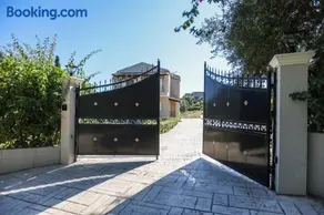 Villa Compass - Image 2