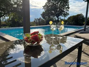 Villa Jelly - Image 1