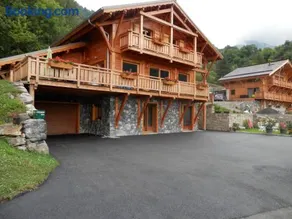 CHALET INDIVIDUEL TRES ENSOLEILLE AU CALME VUE IMPRENABLE - Image 1
