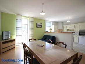 Agradable apartamento vacacional con 2 dormitorios para 6 personas - Image 1