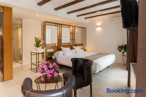 Vinatea Suites con jacuzzi privado en el centro de Morella - Image 3