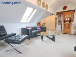 Dragon's Den - Image 3