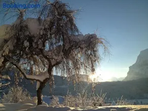 Appartamento con terrazza e giardino | Vista sulla montagna - Image 5