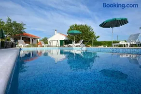 Holiday Home, Villa Bozic - Image 1