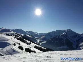 Familienfreundliche Ferienwohnung mit Terrasse und Garten | Nah am Skifahren - Image 3
