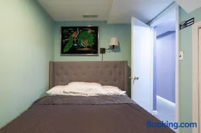 NYC Living Style in Laurel - Image 1