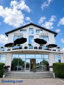 Hotel Daly - Image 2