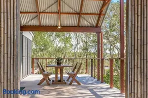Arbour Beach Cottage Byron Bay - Image 1