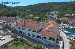 Knež - Relaxing Apartments Near the Sea on Mali Iž - Image 1