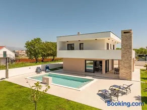Villa Antonio ZadarVillas - Image 2