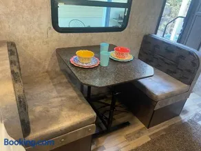 Charming WinnieTrailer with Cozy Private Patio Escape - Image 3