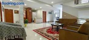 Sugamya Corner Guesthouse - Image 2