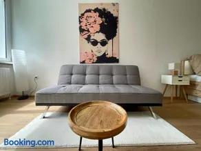Stilvolles und ruhiges Studio - Image 2