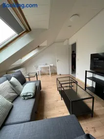 Charmante Dachgeschosswohnung bis zu 6 Gäste - Image 1