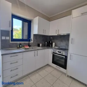 Vaios Luxury Apartments Polichrono - Image 3