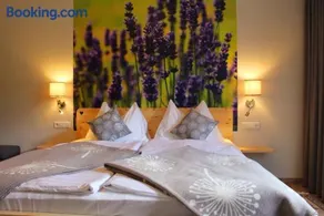 Koenigsapartments - Image 2