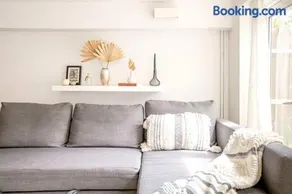 Garden flat on leafy Cator Estate in Blackheath - Image 5