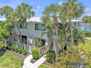 Westbay Point Moorings 274 Home - Image 3
