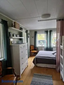 Skärgårdsidyll på Björkö med gångavstånd till havet - Image 2