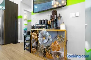 E - 2 Homes - Sleeps 26 by Universal - Patio -Games - FIFA SoFi World Cup - Image 4