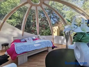 Bulle des châteaux avec piscine - Image 2