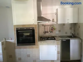 LevantoTwo bedrooms Flat with terrace - Image 1