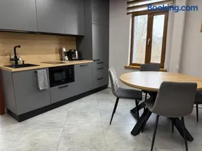 BRIVIBAS RESIDENCE - WEST / EAST, free PRIVAT parking, free WIFI, self check-in - Image 1