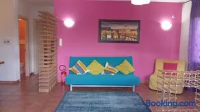 Mami House HELLY - Image 1