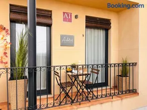 Apartamentos Adarve Centro histórico - Image 4