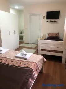 Sunny House - Image 3