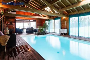 Nature lodge chalet piscine intérieur spa - Image 3