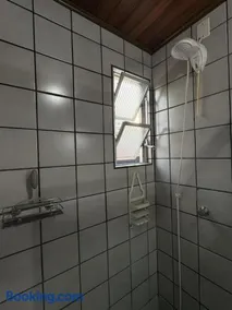 Lindo apartamento super completo em Meia Praia, 100 metros do mar e 10 quadras do centro - Image 3