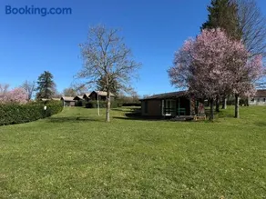 Camping de Prémery Les prés de la ville - Image 1