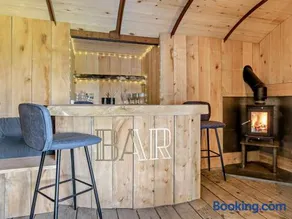 5 Bed in Tiverton oc-48151 - Image 4